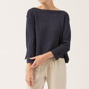 NAIF - Dark blue Linen top | Minimalist Relaxed fit
